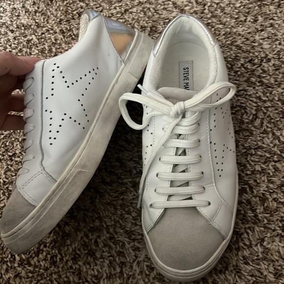 Steve Madden Rezza Star Sneaker - Picture 6 of 6